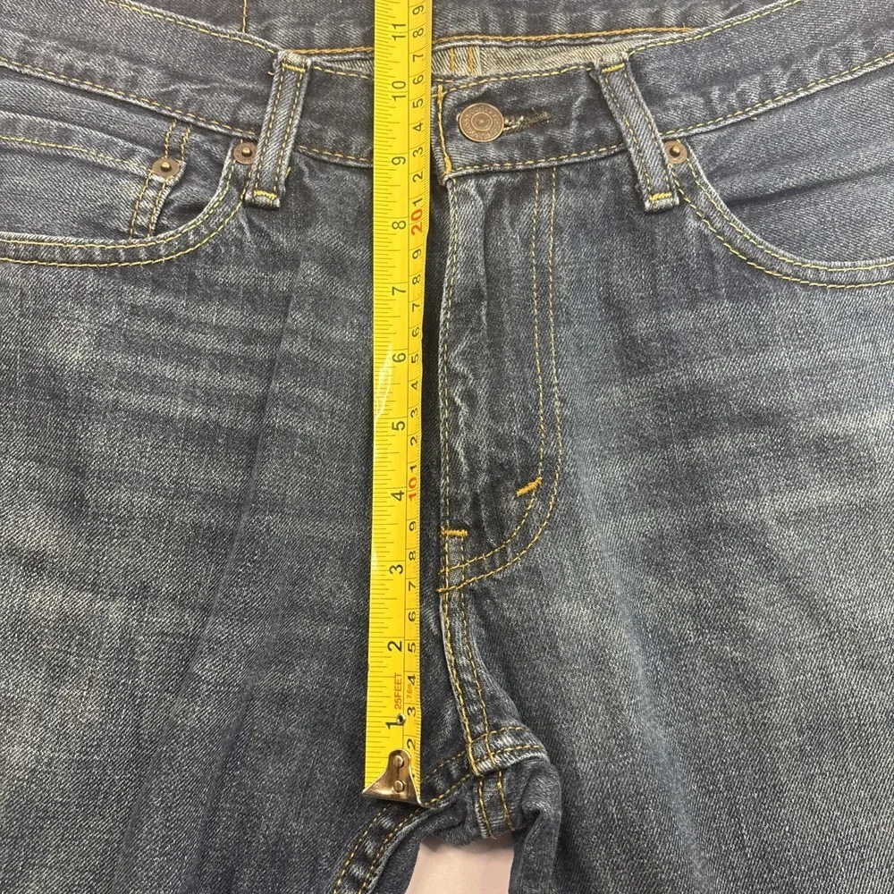 Levi's 514 Denim Jeans Men's 32x31‎ Blue Dark Wash Straight Leg Stretch Pockets